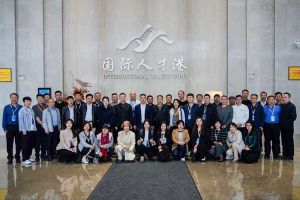 陕西省工业和信息化厅一行领导莅临九游·会（J9）官方网站集团考察参观